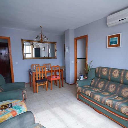 Habitaciones Privadas Con Cama Doble En Sevilla Exterior photo