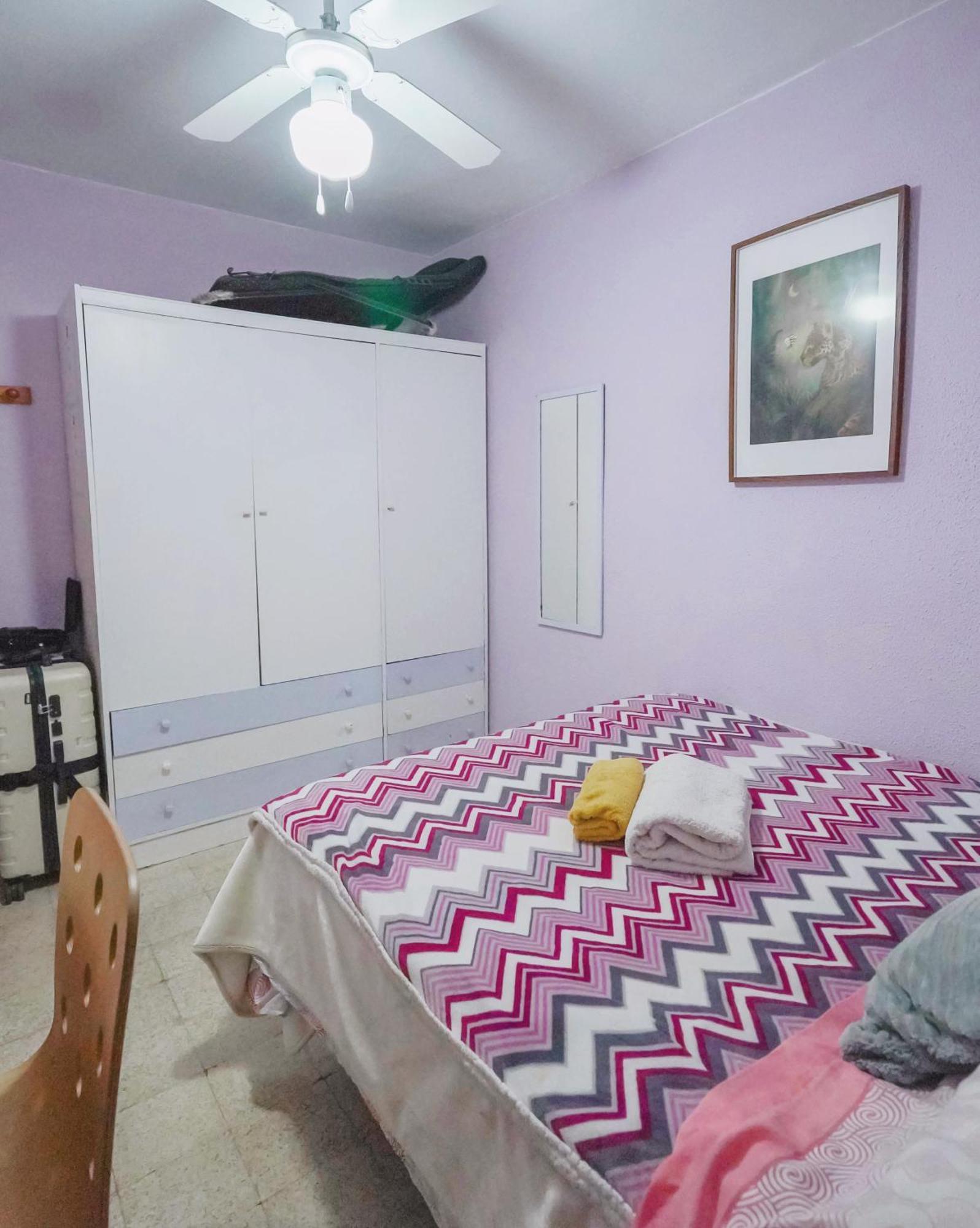 Habitaciones Privadas Con Cama Doble En Sevilla Exterior photo