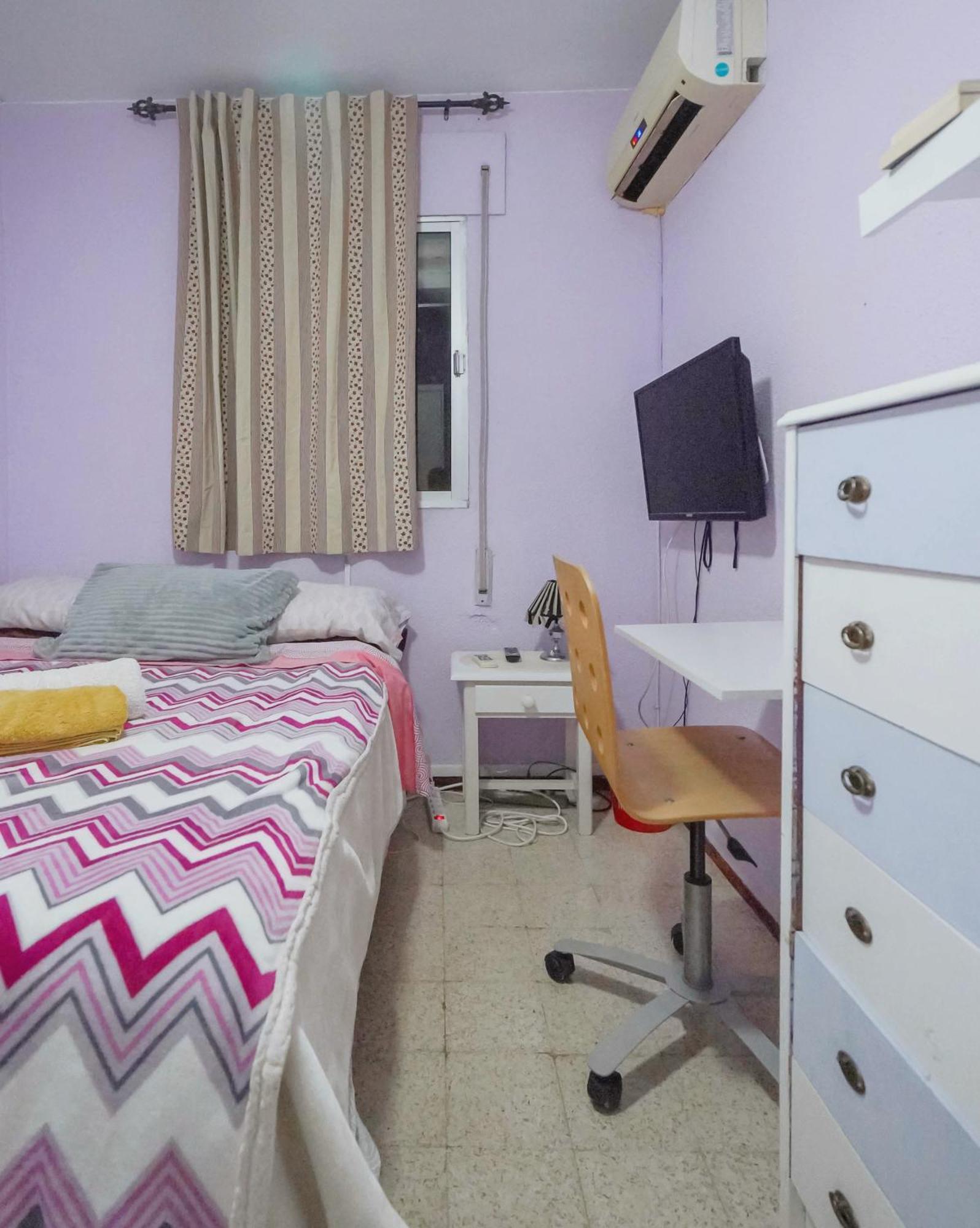 Habitaciones Privadas Con Cama Doble En Sevilla Exterior photo